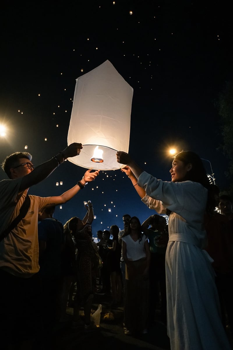Yi Peng Lantern Festival